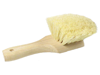 Fender Brush White Tampico Bristles Long Handle