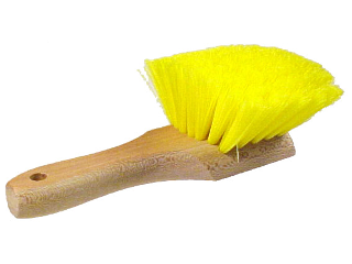 Fender Brush Yellow Plastic Bristles Short Handle